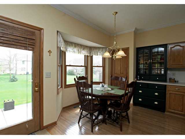 936 Riva Ridge Boulevard Columbus, OH 43230 - Photo 8 of 25