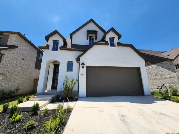 $2,995 | 1047 Lime Gruene, Unit 61, New Braunfels, TX 78130