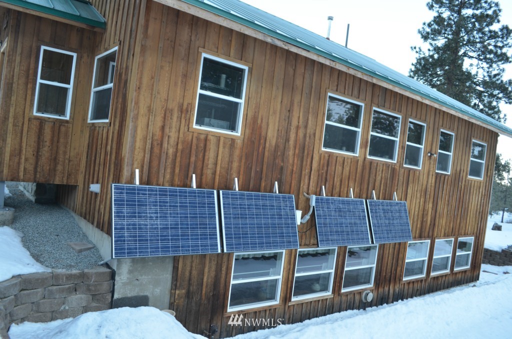 150 Thunder Road Chelan, WA 98816 - Photo 24 of 25 Gallery Image 24