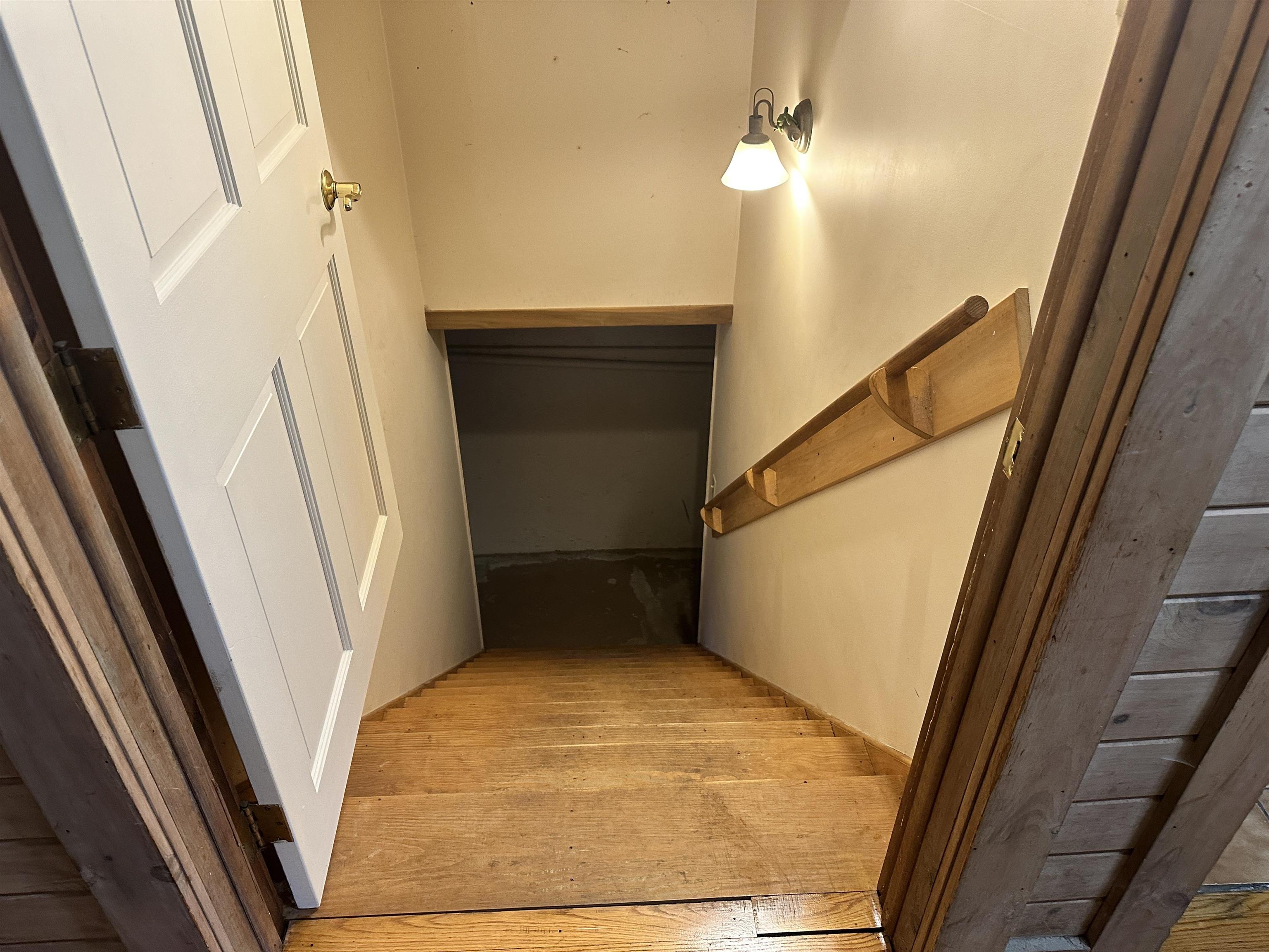 142 Clark Avenue Johnson, VT 05656 - Photo 8 of 27