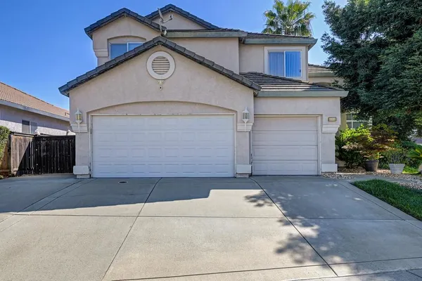 $750,000 | 9535 Clarke Farms Drive, Elk Grove, CA 95624