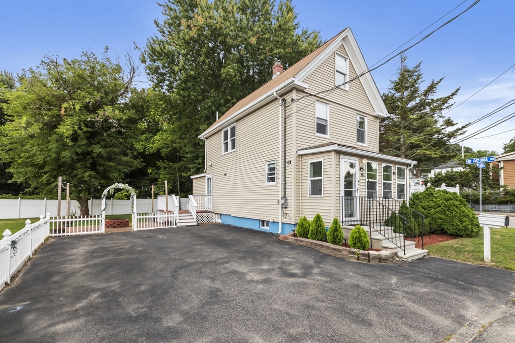 48 Conant Road Framingham, MA 01702 - Photo 2 of 37