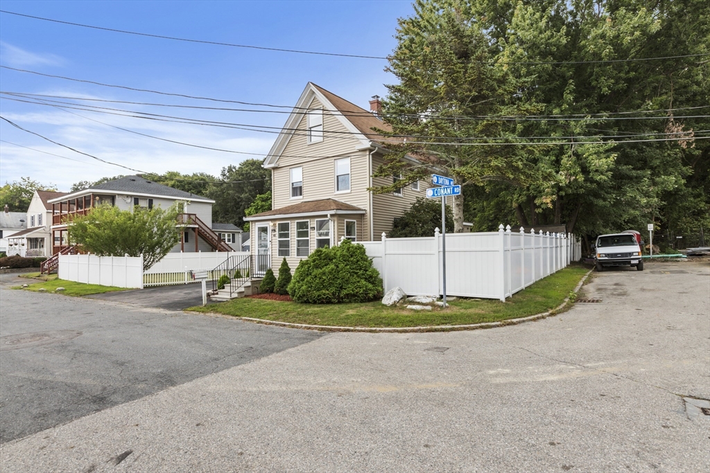 48 Conant Road Framingham, MA 01702 - Photo 4 of 37