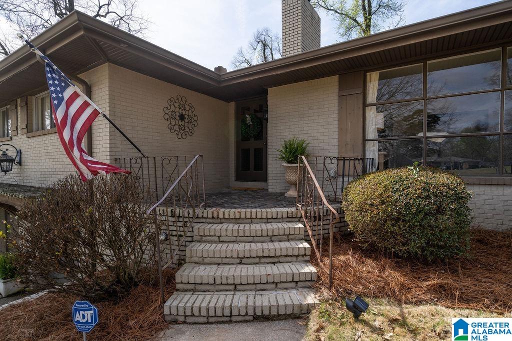 1826 Southwood Road Birmingham, AL 35216 - Photo 5 of 59