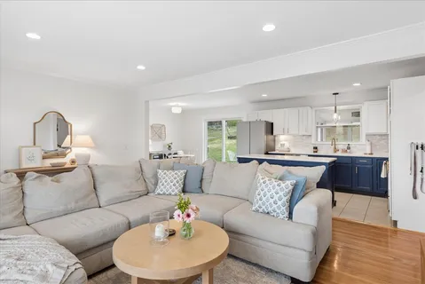 $489,900 | 150 Lake Park Drive, Nashville, TN 37211