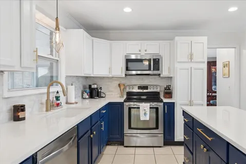 $489,900 | 150 Lake Park Drive, Nashville, TN 37211