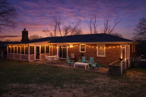 $489,900 | 150 Lake Park Drive, Nashville, TN 37211