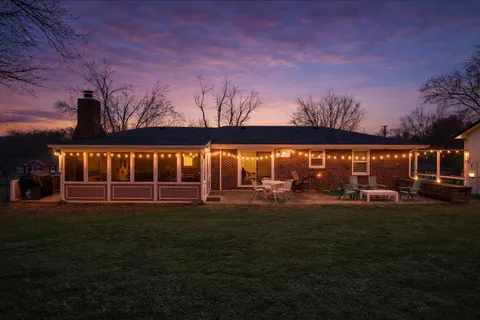$489,900 | 150 Lake Park Drive, Nashville, TN 37211