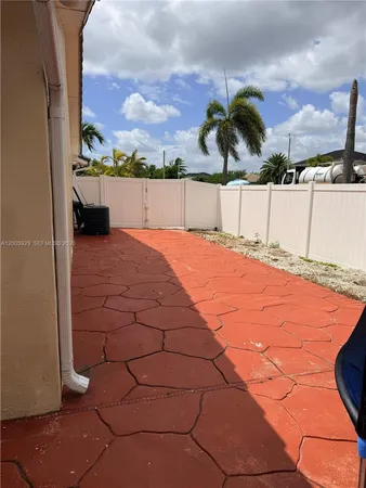 $3,850 | 14899 Southwest 176th Street, Miami, FL 33187