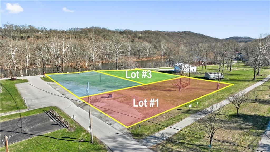 429 River Road Perryopolis, PA 15473 - Photo 8 of 14 a view of a tennis court