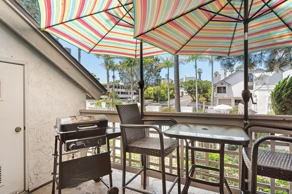 $934,900 | 520 Via De La Valle, Unit I, Solana Beach, CA 92075