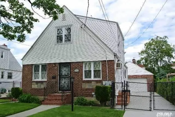 $850,000 | 121-01 196th Street | St. Albans
