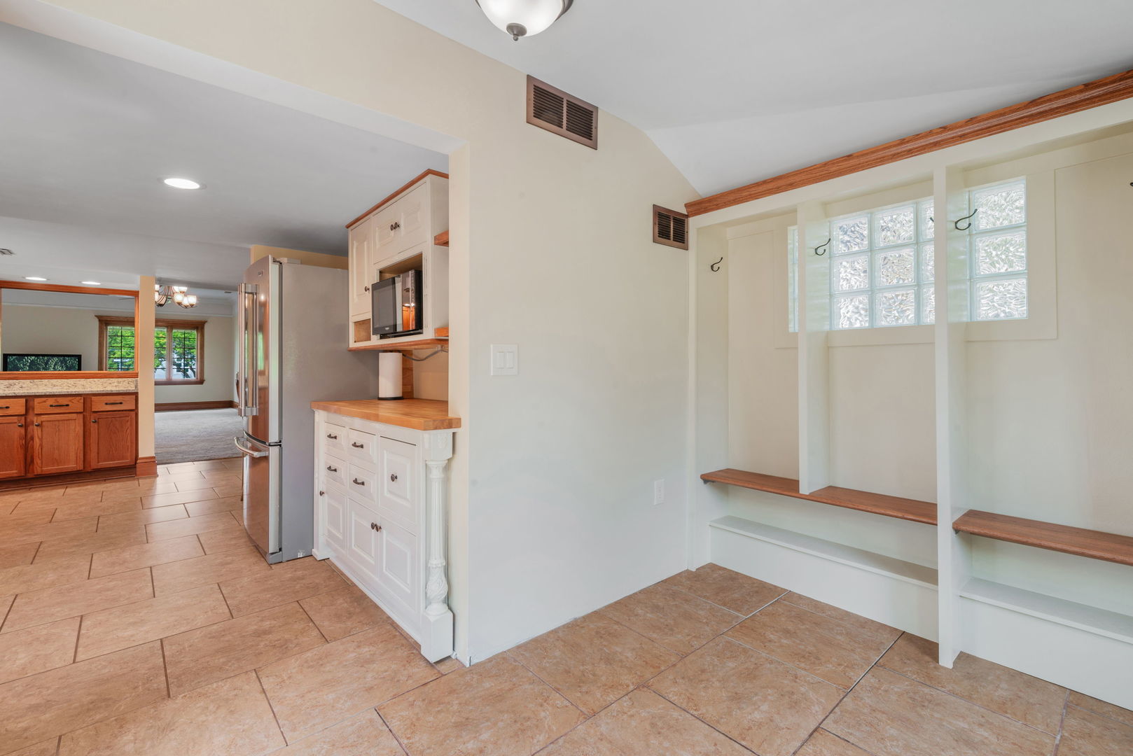 1616 Riverside Avenue St. Charles, IL 60174 - Photo 14 of 48