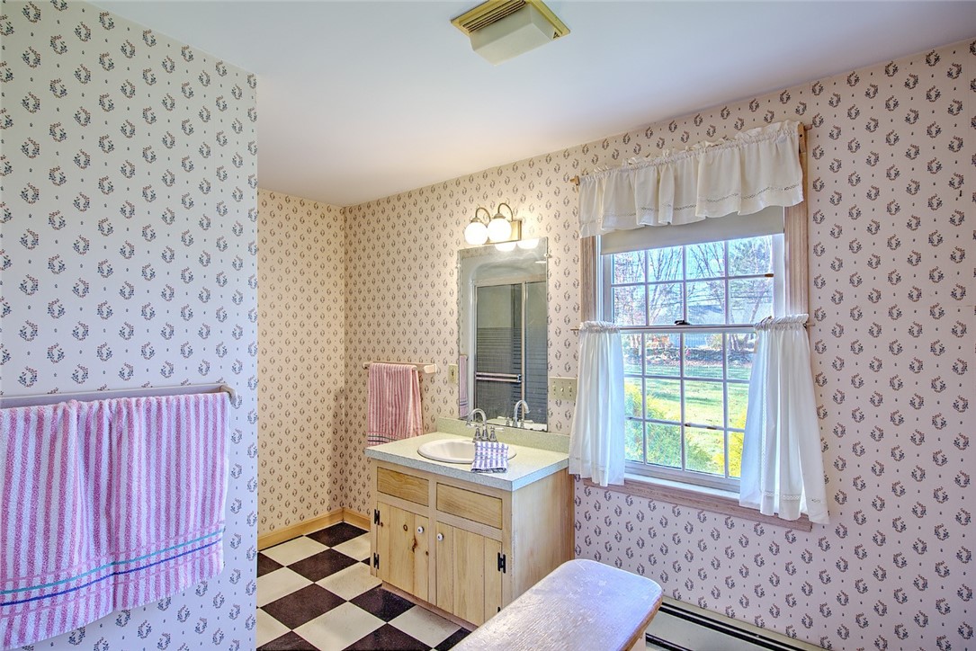 3151 Diamond Hill Road Cumberland, RI 02864 - Photo 15 of 24