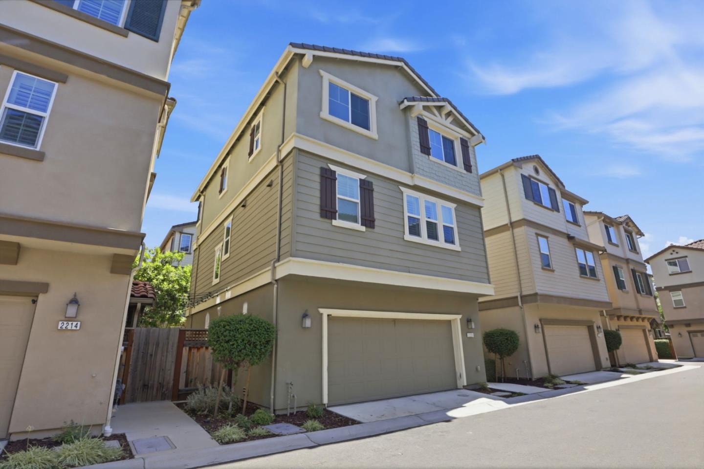 2220 Rosenblatt Street Hayward, CA 94544 - Photo 40 of 46