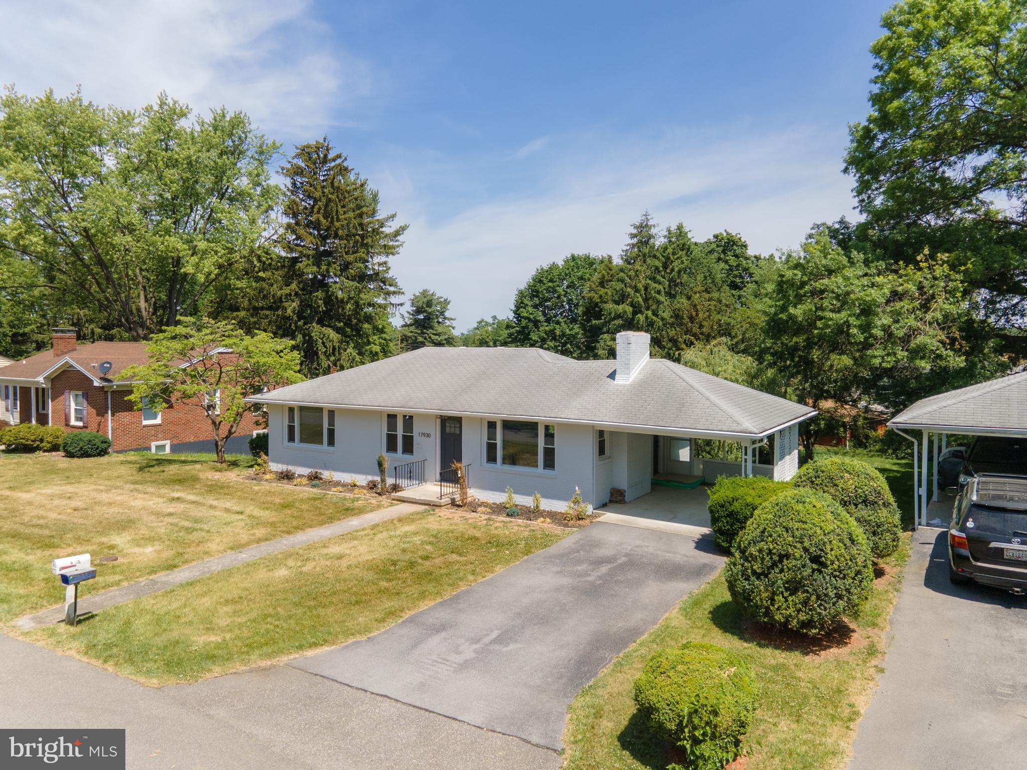 17930 Pin Oak Road Hagerstown, MD 21740 - Photo 11 of 57 Gallery Image 11