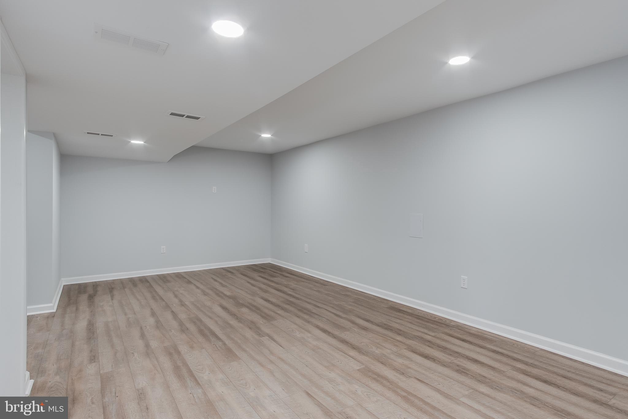 17930 Pin Oak Road Hagerstown, MD 21740 - Photo 46 of 57 Family room