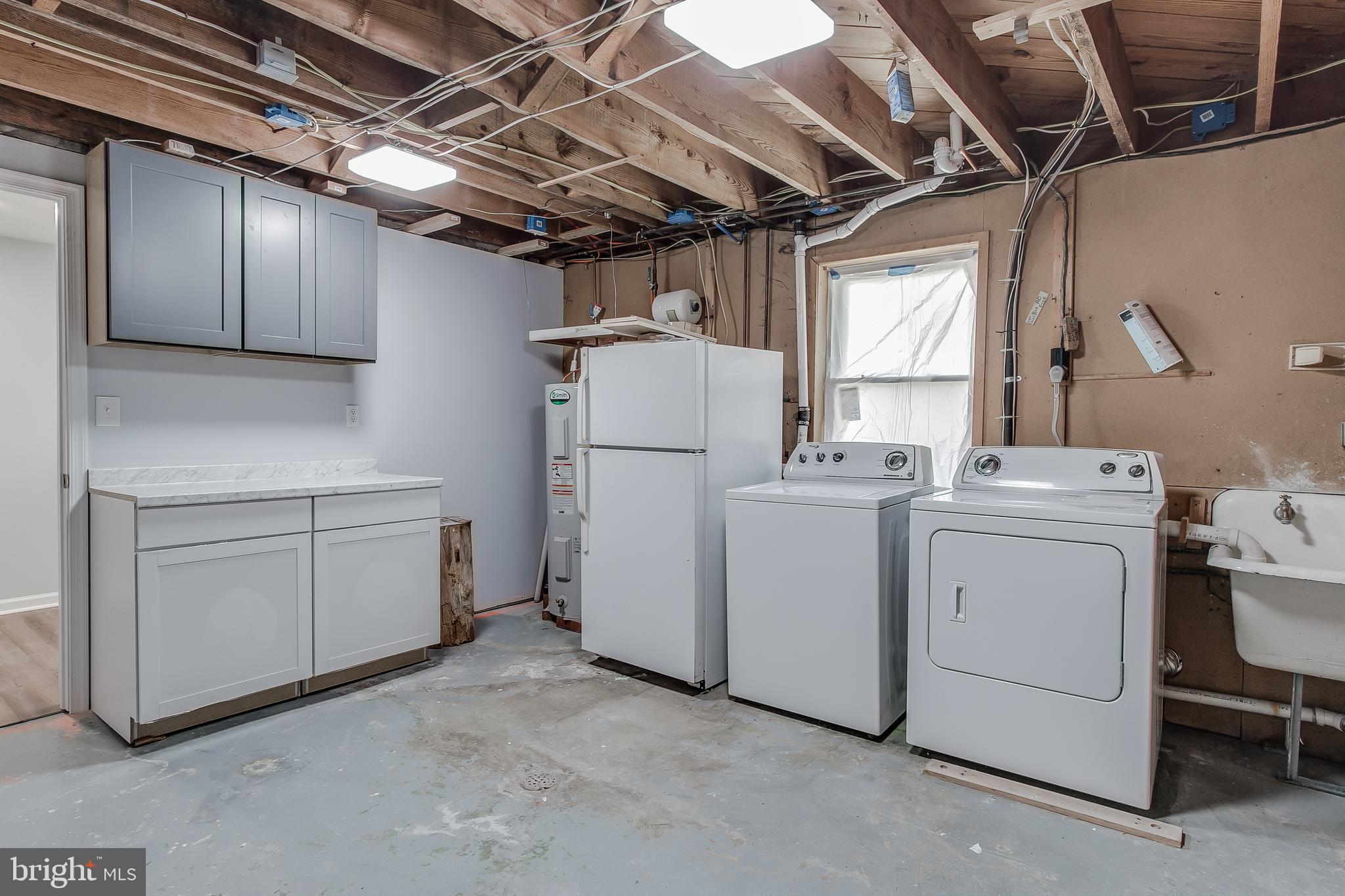 17930 Pin Oak Road Hagerstown, MD 21740 - Photo 49 of 57 Landry/storage
