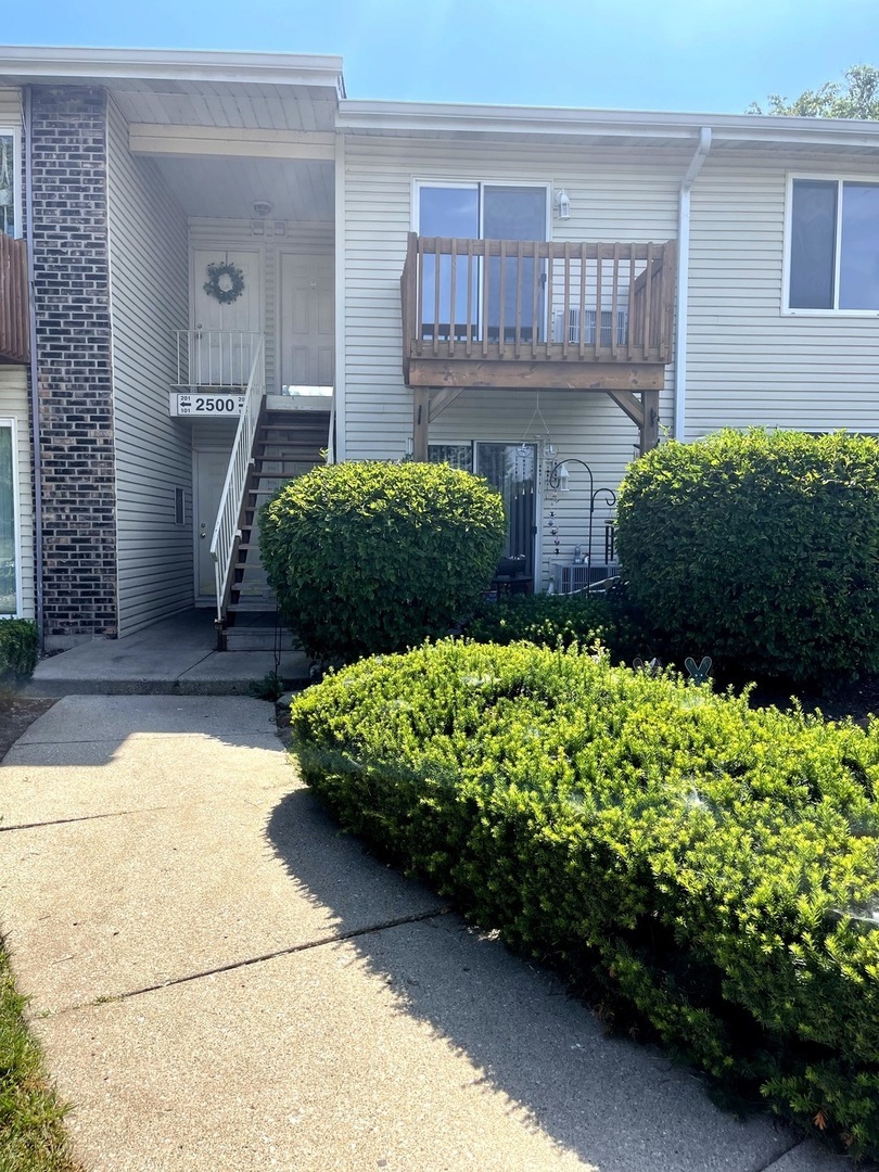 2500 Light Road, Unit 202 Oswego, IL 60543 - Photo 1 of 5