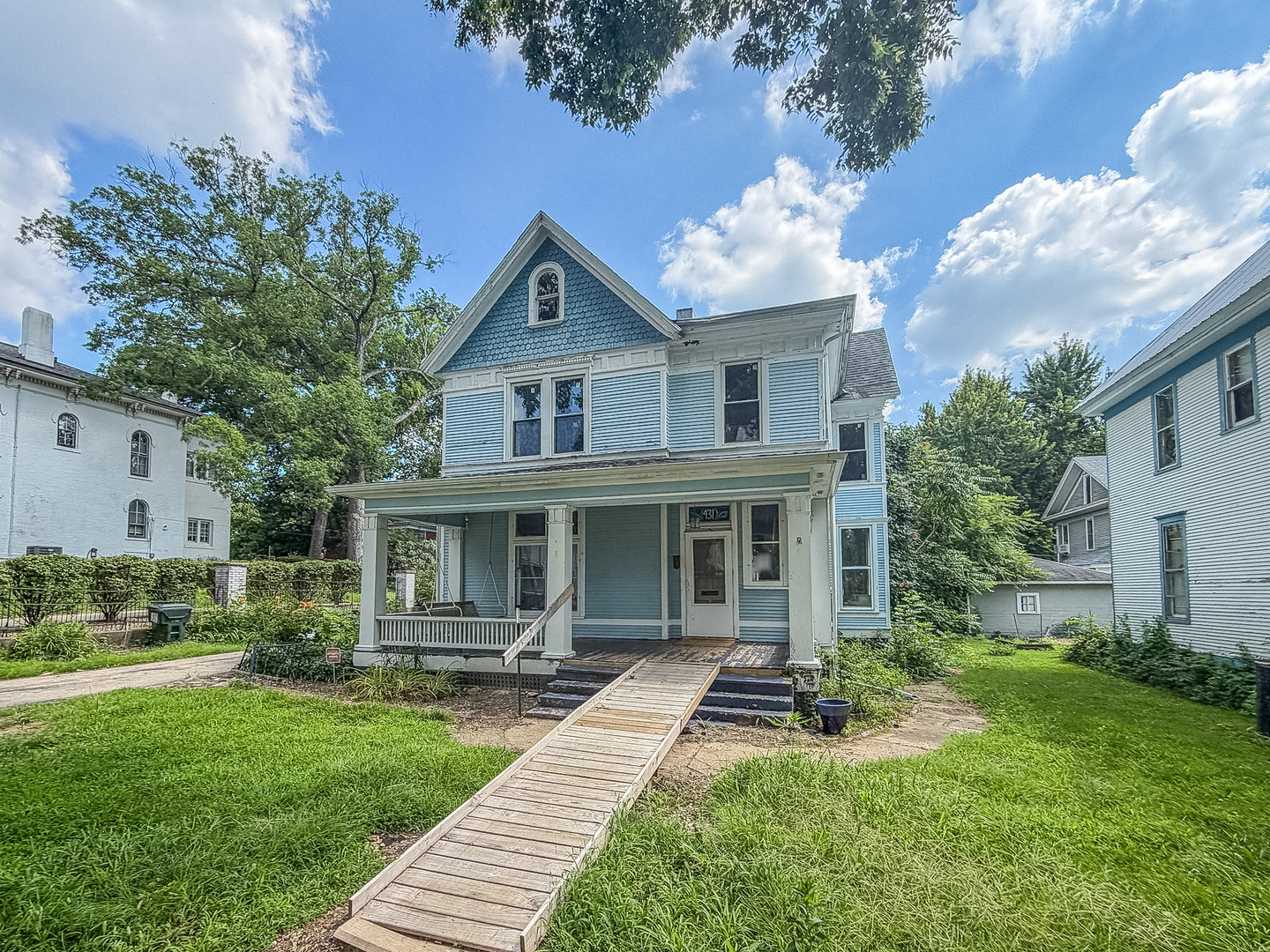 437 West Decatur Street Decatur, IL 62522 - Photo 2 of 51