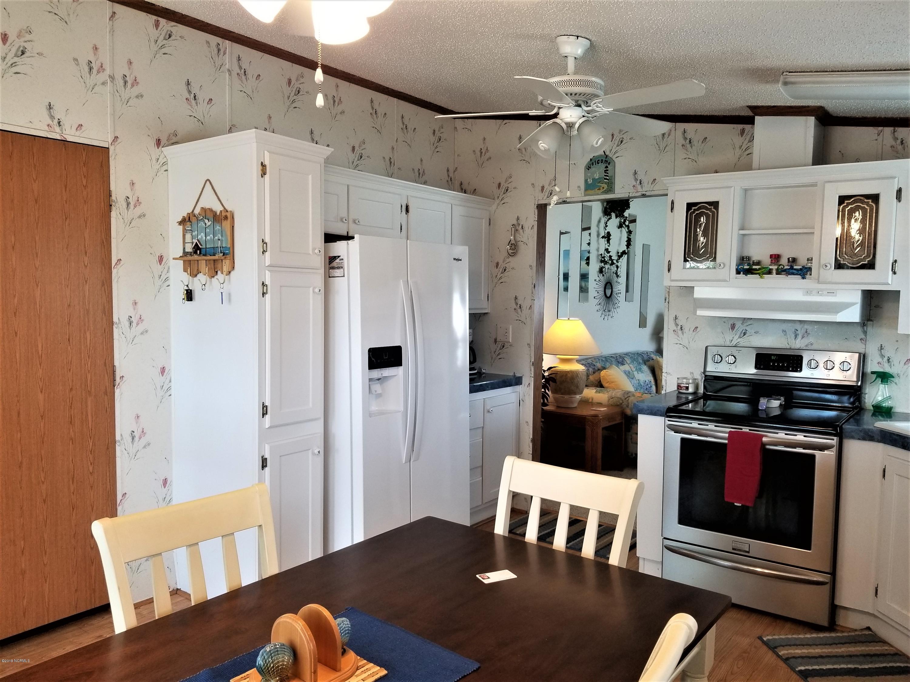 105 Wind Ridge Road Hampstead, NC 28443 - Photo 5 of 29 20190628_092335
