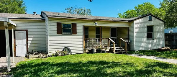 $1,475 | 1202 Devon Drive, Corpus Christi, TX 78404