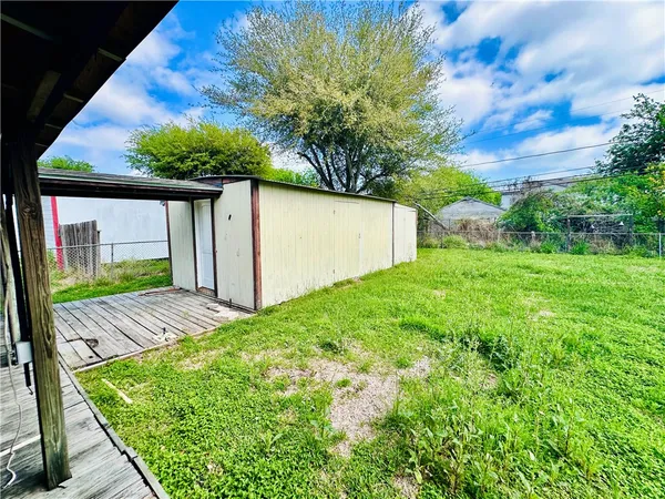 $1,475 | 1202 Devon Drive, Corpus Christi, TX 78404