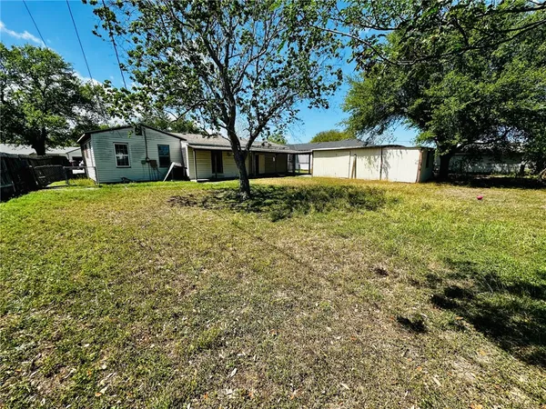$1,475 | 1202 Devon Drive, Corpus Christi, TX 78404