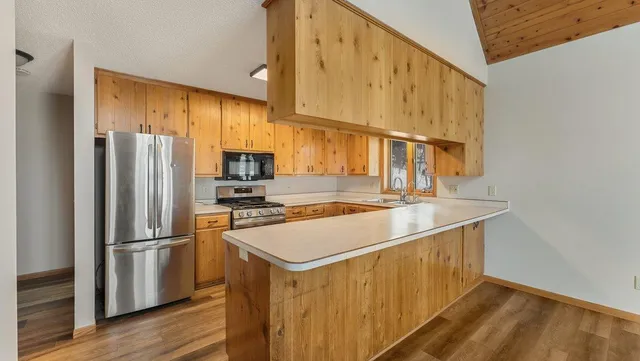 $549,900 | 9130 Highway 24, Annandale, MN 55302