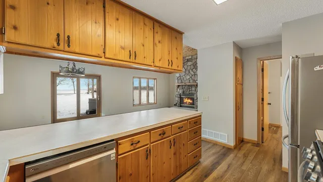 $549,900 | 9130 Highway 24, Annandale, MN 55302