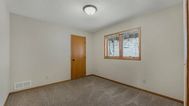 $549,900 | 9130 Highway 24, Annandale, MN 55302