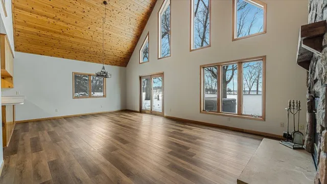 $549,900 | 9130 Highway 24, Annandale, MN 55302