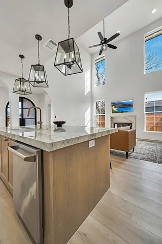 $899,000 | 707 South 9th Street, Waco, TX 76706