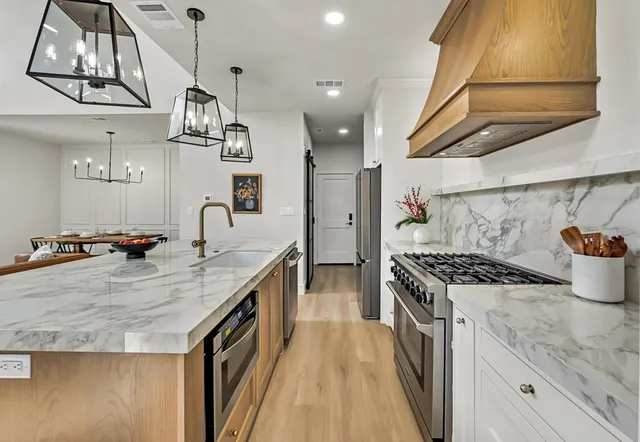 $899,000 | 707 South 9th Street, Waco, TX 76706