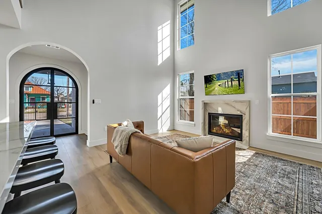 $899,000 | 707 South 9th Street, Waco, TX 76706