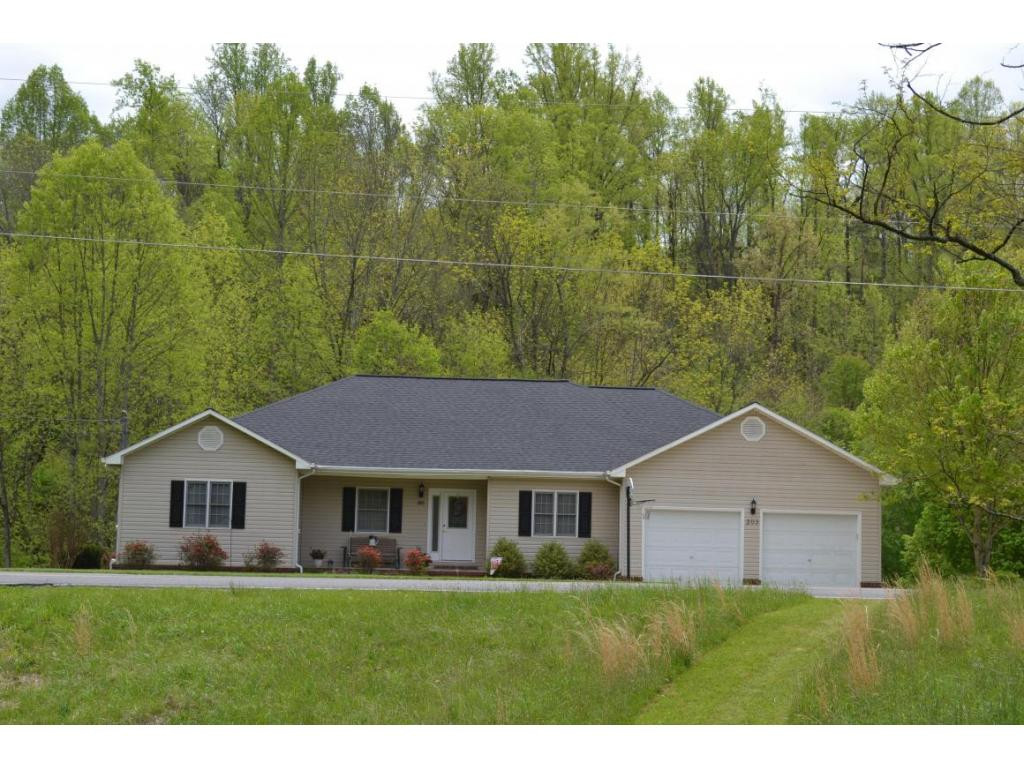 203 Rangewood Road Piney Flats, TN 37686 - Photo 1 of 24 Front View