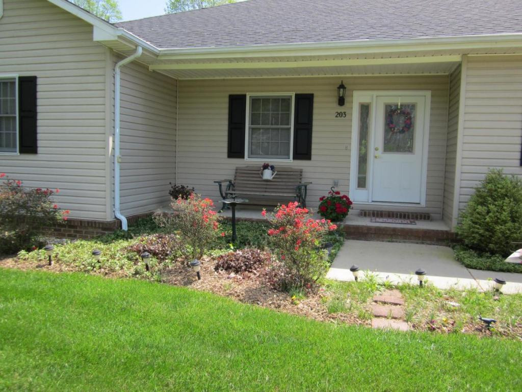 203 Rangewood Road Piney Flats, TN 37686 - Photo 2 of 24 Front