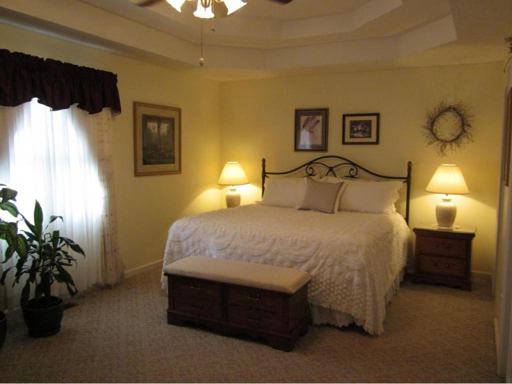 203 Rangewood Road Piney Flats, TN 37686 - Photo 11 of 24 Master Bedroom