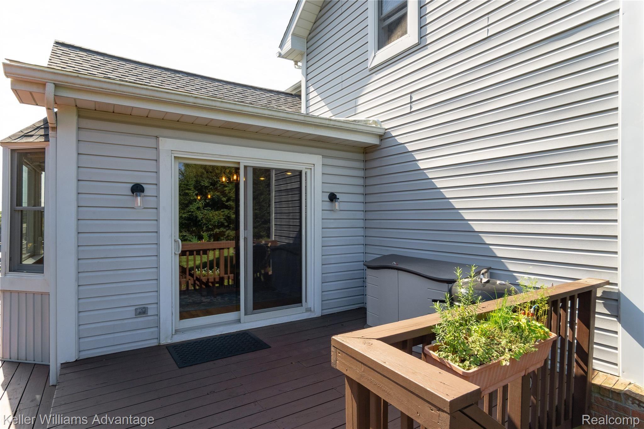 9251 Bergin Road Howell, MI 48843 - Photo 15 of 65 Exteriors (14 of 24).jpg