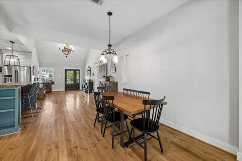 $995,000 | 729 Sue Barnett Drive, Houston, TX 77018