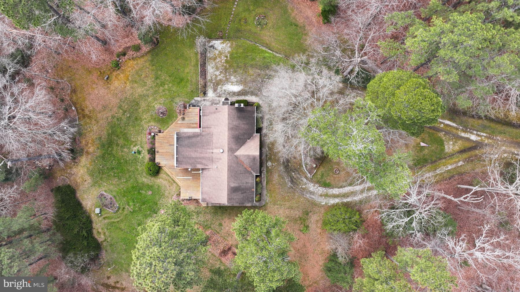 9829 Bantry Road Easton, MD 21601 - Photo 13 of 65 an aerial view of a house with a yard