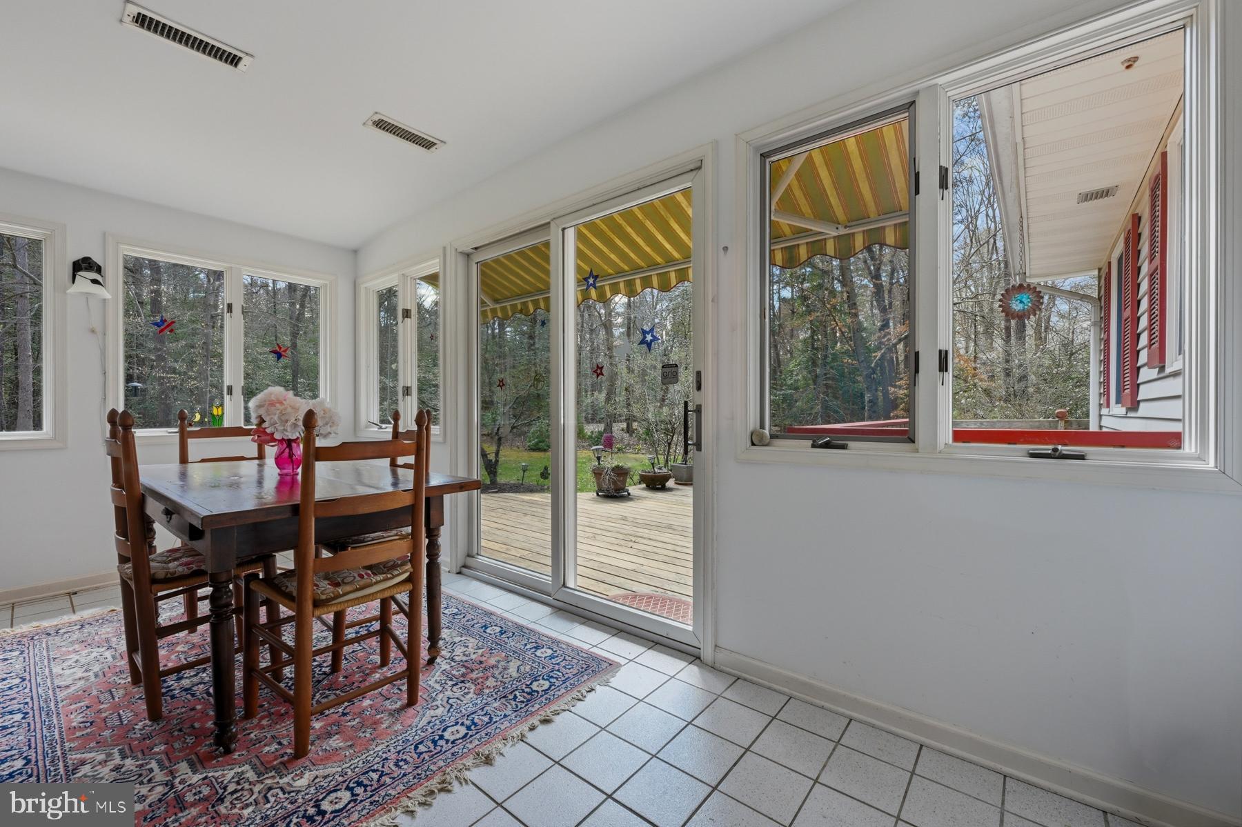 9829 Bantry Road Easton, MD 21601 - Photo 28 of 65 Great room w/ tile flooring