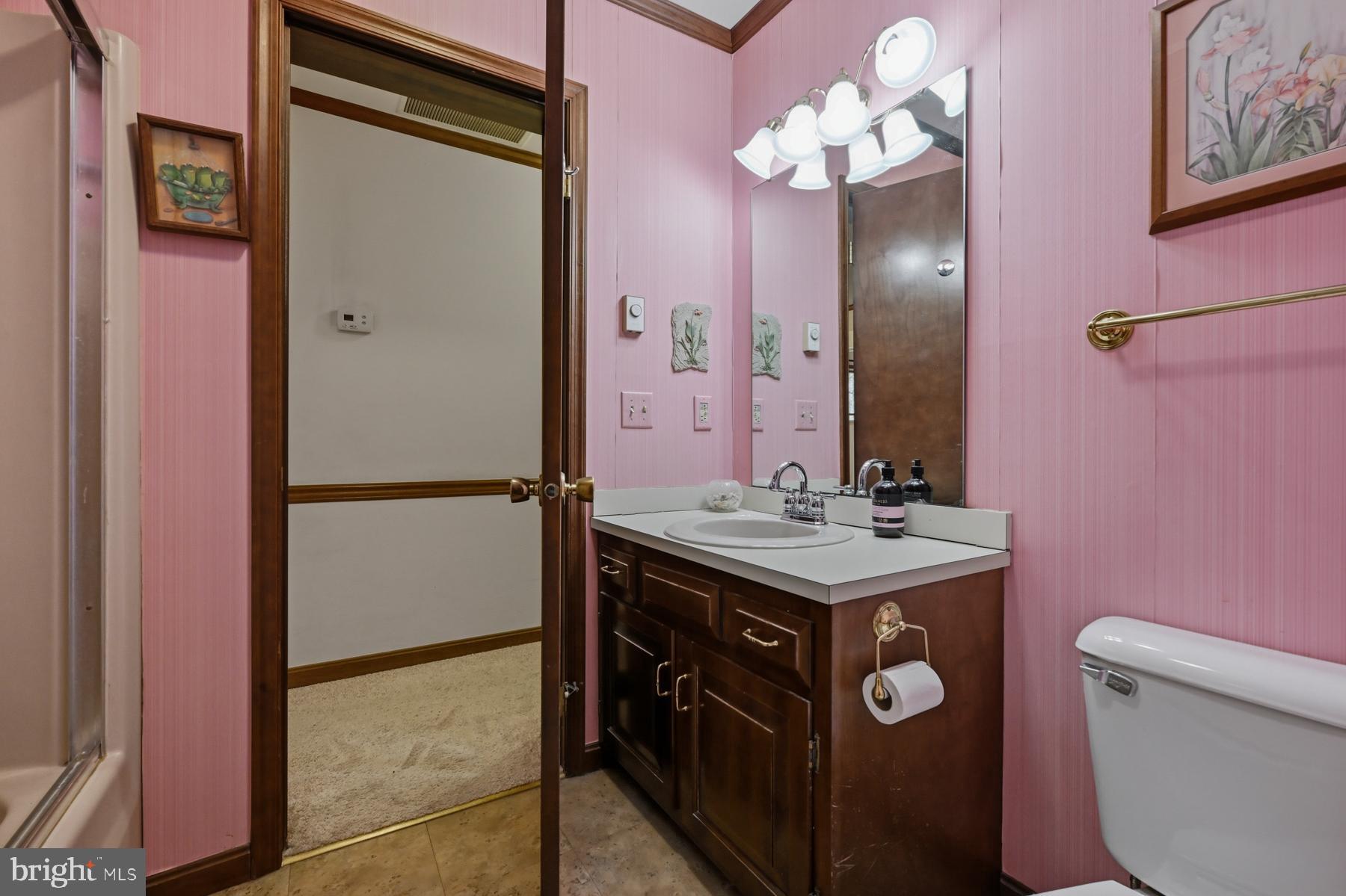 9829 Bantry Road Easton, MD 21601 - Photo 39 of 65 Guest full bath