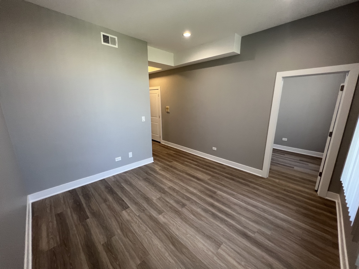 1227 West Ohio Street, Unit 3 Chicago, IL 60642 - Photo 6 of 18 a view of an empty room