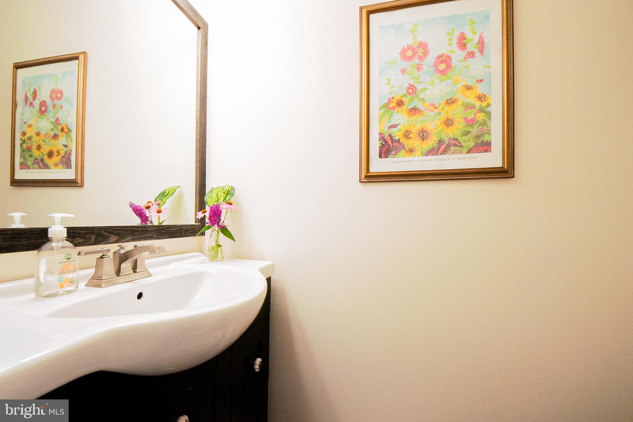 148 Katherine Court Elkton, MD 21921 - Photo 25 of 40 Powder Room