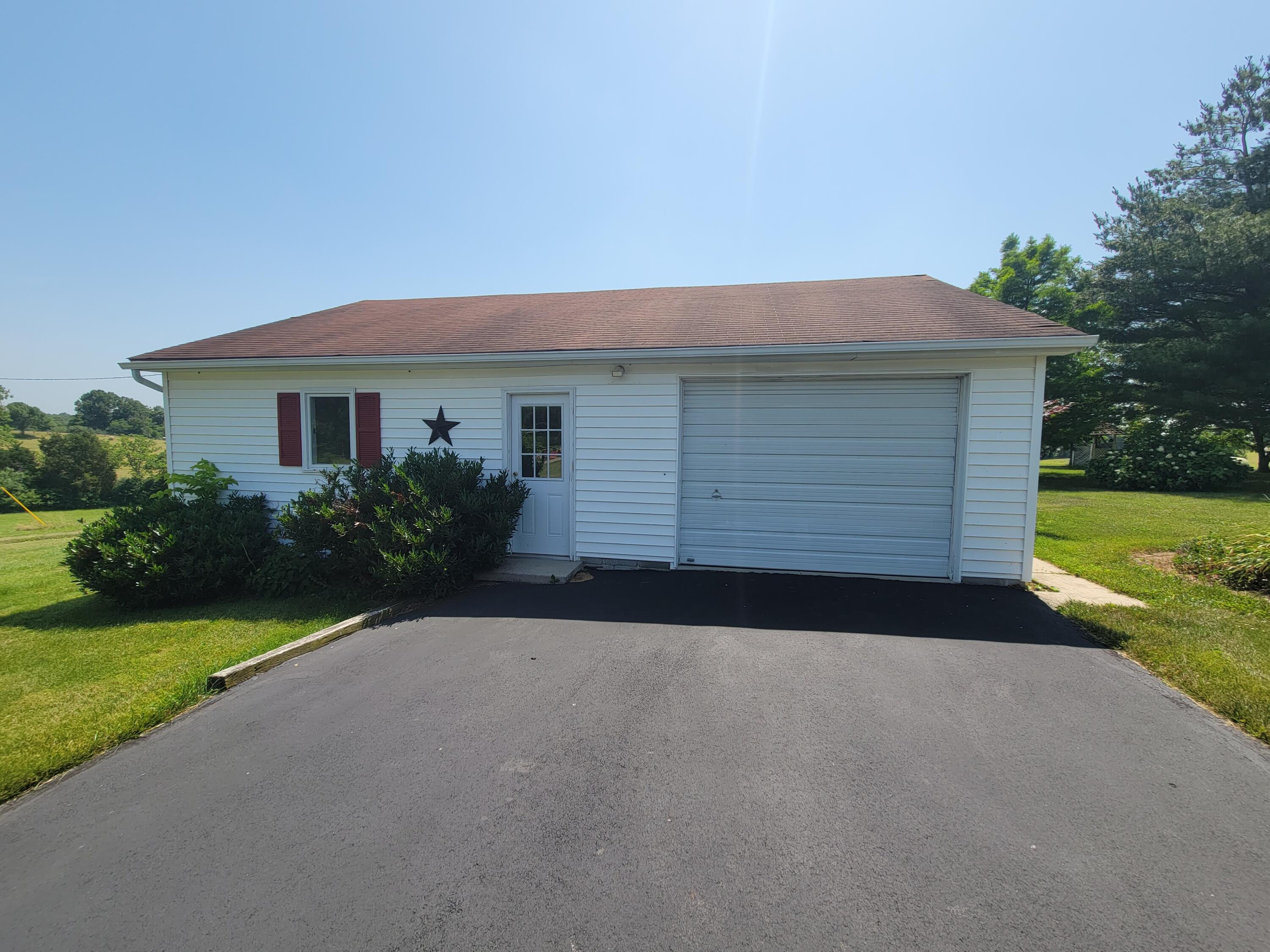 4897 Fords Mill Road Versailles, KY 40383 - Photo 22 of 52 20220614_152421