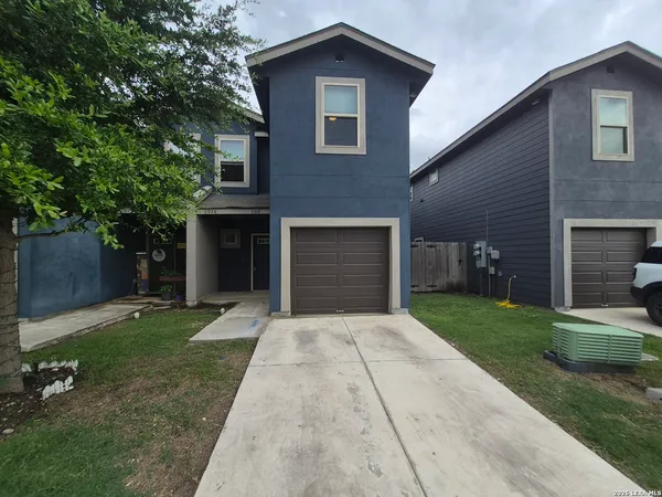 $1,500 | 6926 Lakeview Dr., Unit 102, San Antonio, TX 78244