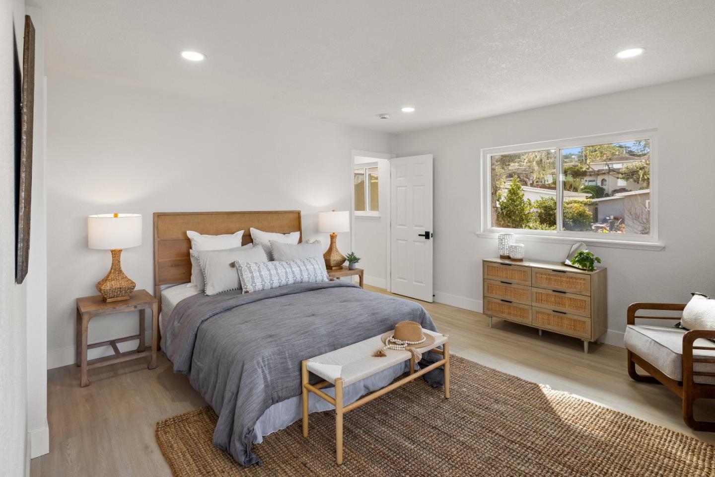 721 Oak Street Monterey, CA 93940 - Photo 10 of 25