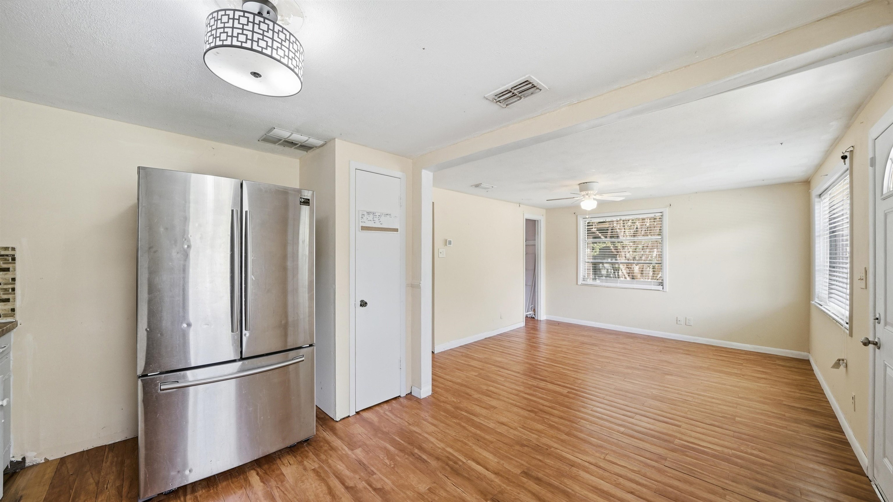 5822 Tampico Road Jacksonville, FL 32244 - Photo 7 of 36 Gallery Image 7