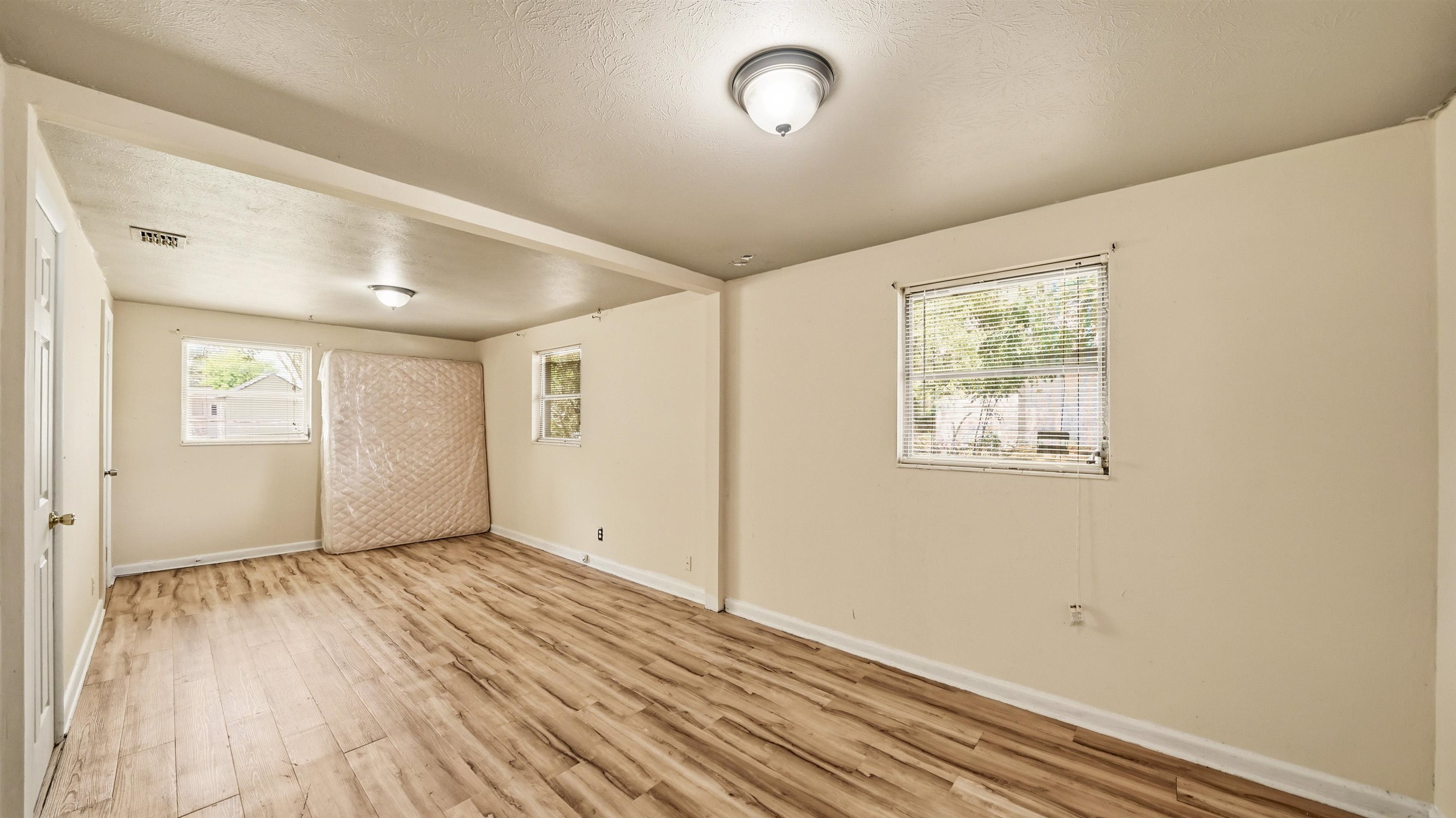 5822 Tampico Road Jacksonville, FL 32244 - Photo 8 of 36 Gallery Image 8